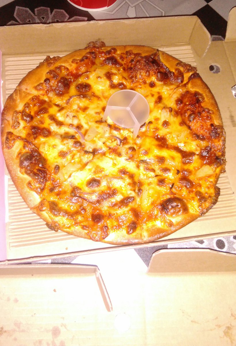 Pizza Hut Kompleks Mutiara Food Delivery Menu Grabfood My