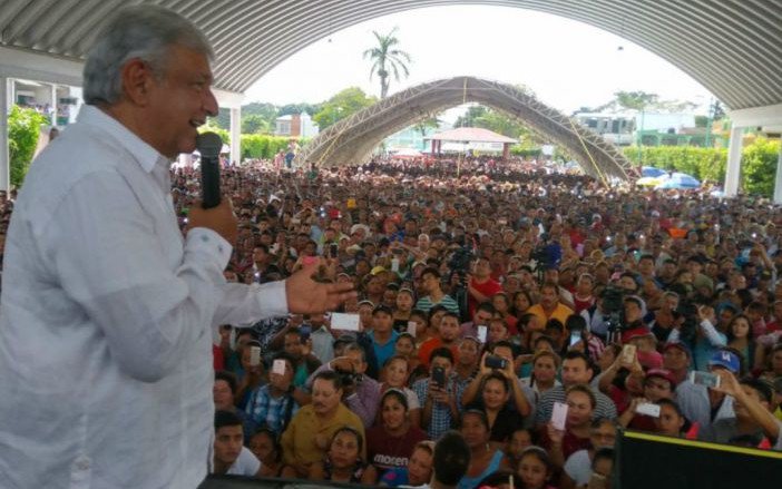 TabascoHOY's tweet photo. .@lopezobrador_: @JoseAMeadeK no levanta en encuestas, lo cambiarán por @aurelionuno.
https://t.co/DWc4YH9za7 https://t.co/VAq5Wtkhhm