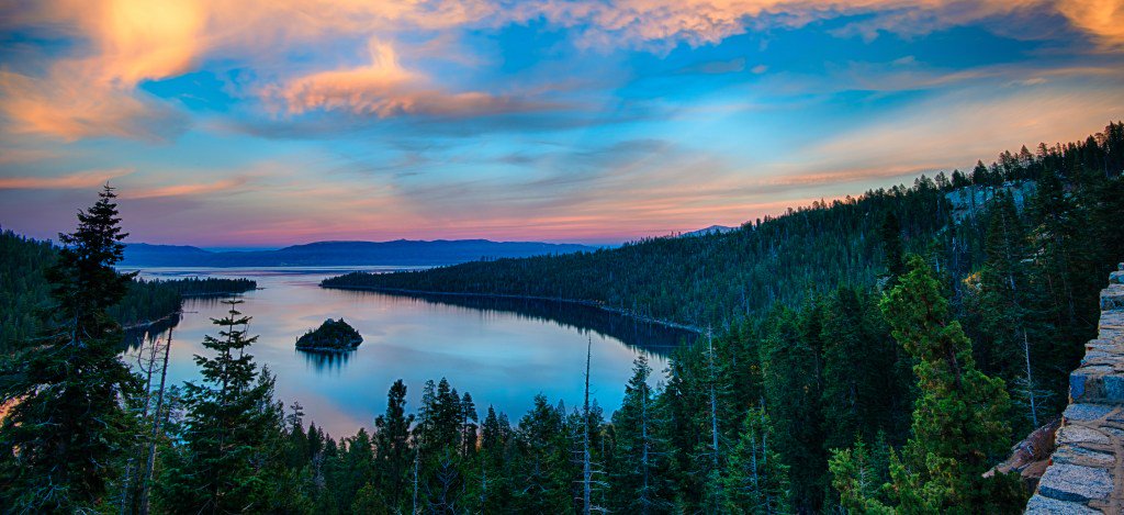 The_Local_Hive's tweet photo. Lake Tahoe Travel Guide https://t.co/klnJGkYhH5 https://t.co/MbO6CrkVBI