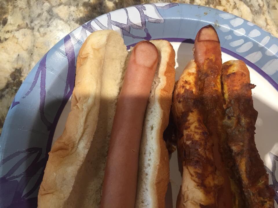 RuleScott's tweet image. A friend picked up lunch from #Cupids Hotdogs and was shocked when opened up the wrapper #looks like a finger