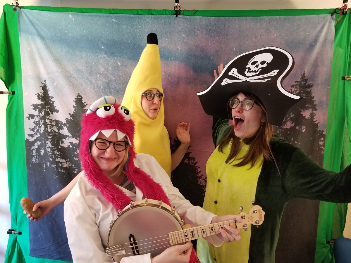 atetheSandwich's tweet photo. One of my favorite things this year was helping produce @TheDoubleclicks new album. It's great and it charted on #Billboard!? #DATSReflects #ClicksLoveProblems https://t.co/sFTXx7C2WM https://t.co/KX7ewMIJOB