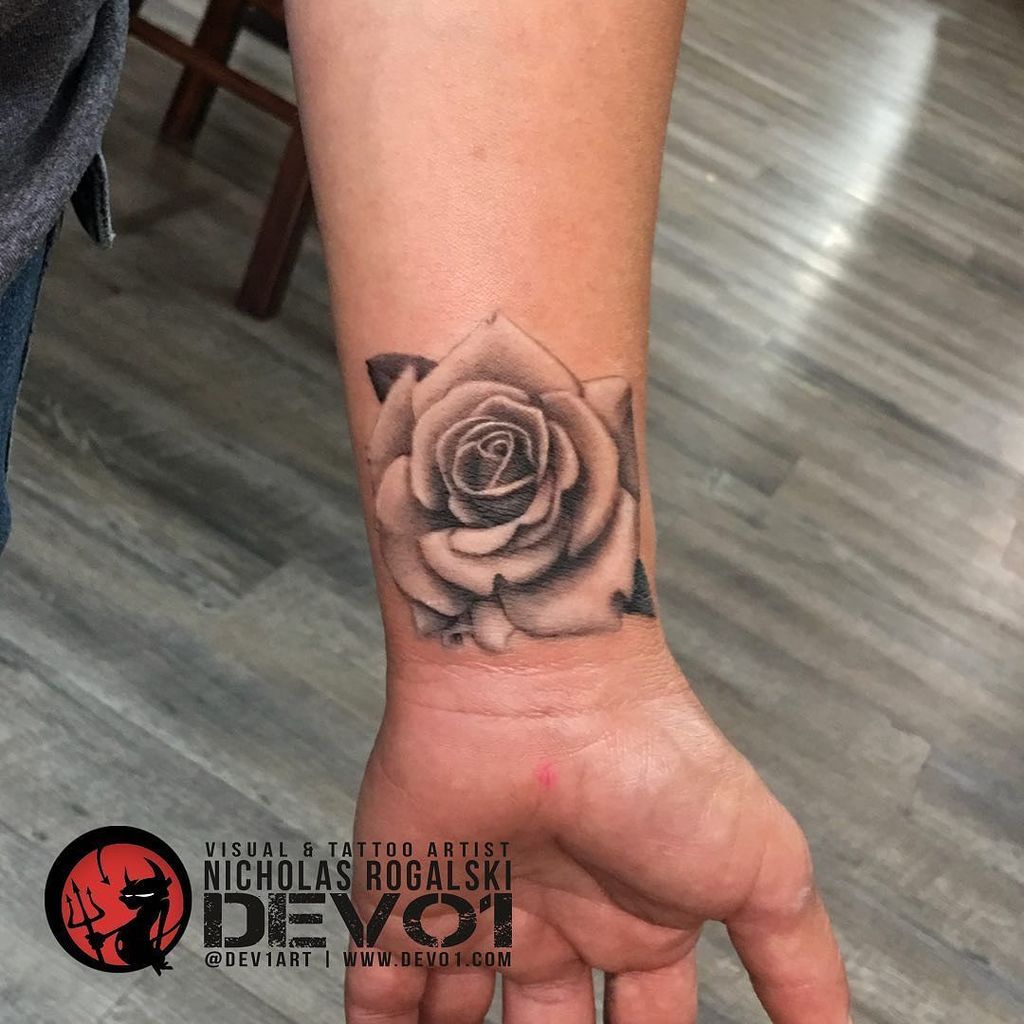 DEVO1 on X: "Did kinda of a 3x3 custom rose today & thanks Amanda! #fkirons #worldfamousink #hivecaps #medtatt #tucsontattooartist #shadesofgreytattoo #tucson #arizona #520 #tattoo #tattooart #tattoos #blackandgreytattoo #blackandgrey ...