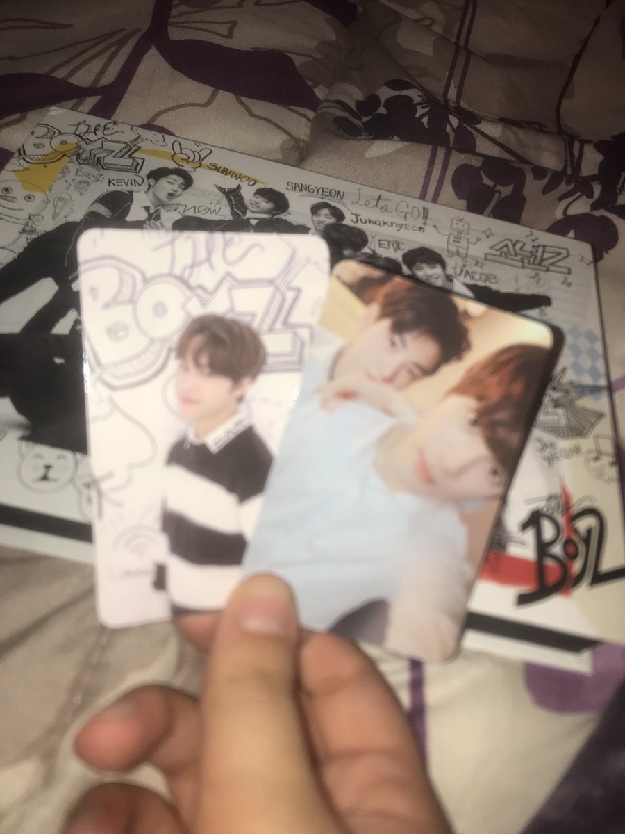 songmingis's tweet photo. •WTT
Album/Goods: The Boyz 1st Mimi Album
Have: Haknyeon pc &amp; Haknyeon/Hwall unit pc
Want: Anything Younghoon or Q
Location: USA
Worldwide: no https://t.co/6PK6EN0yuu