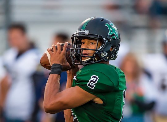 VYPEOK's tweet photo. Norman North’s Ryan Peoples: Norman Area Football Player of the Year – sponsored by @OConnellsNorman 

https://t.co/3jHJE6kgPu #OKPreps https://t.co/fqWTcPWEGq