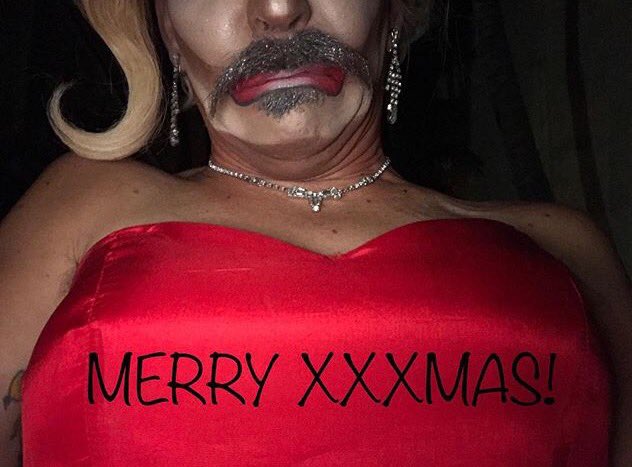 TitslingFan's tweet photo. And a happy new queer! 💖#titatitsling #mustachequeen https://t.co/qRfoJs4fCj