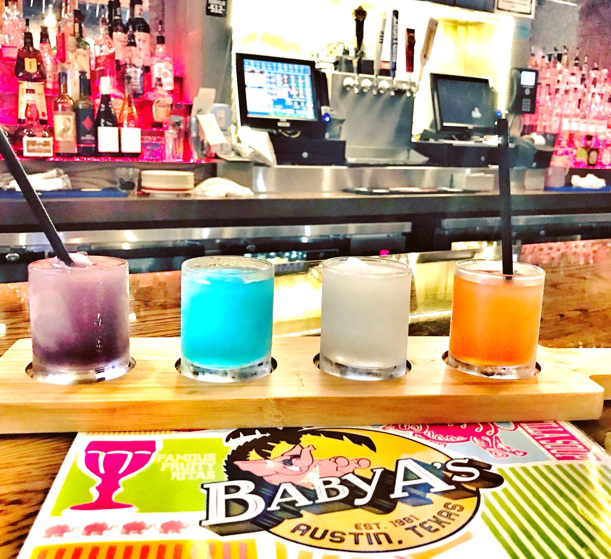 512ATXcom's tweet photo. Margarita Flights! 🍹Yep, you heard that right. 🎉 New @BabyAcapulco - we recommend the Celebrity Flight. Because Purples... 😍 #margaritaflight #babyacapulco #friyay🎉 #atxhappyhour #atxweekends #everythinglocal #everythingaustin #512atxcom https://t.co/o9RGlSy9ib