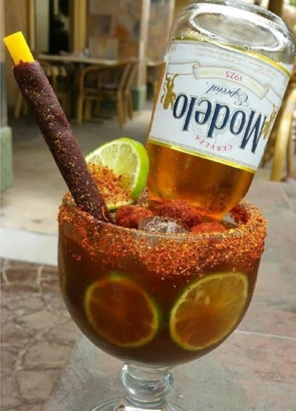 AmesChoicesRP's tweet photo. When you wanna drink with the old gang https://t.co/IkdRSWIsrW