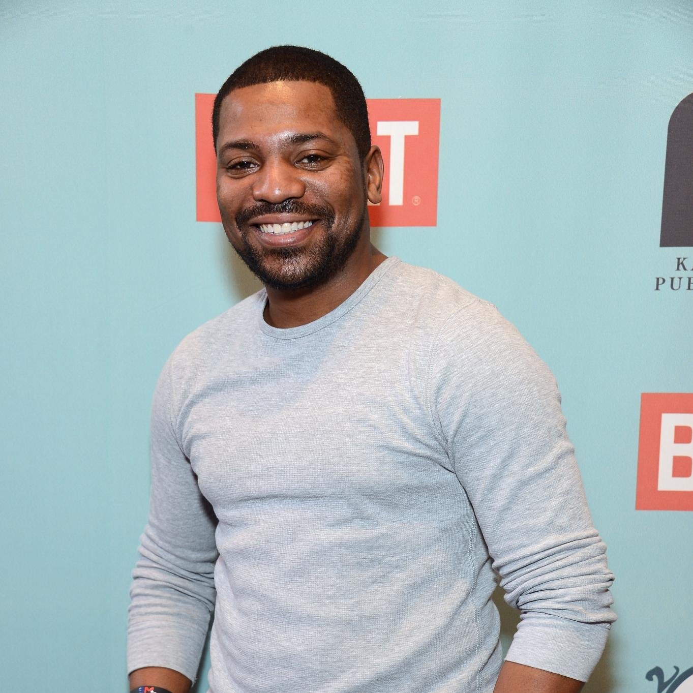   wishes Mekhi Phifer a very happy birthday   