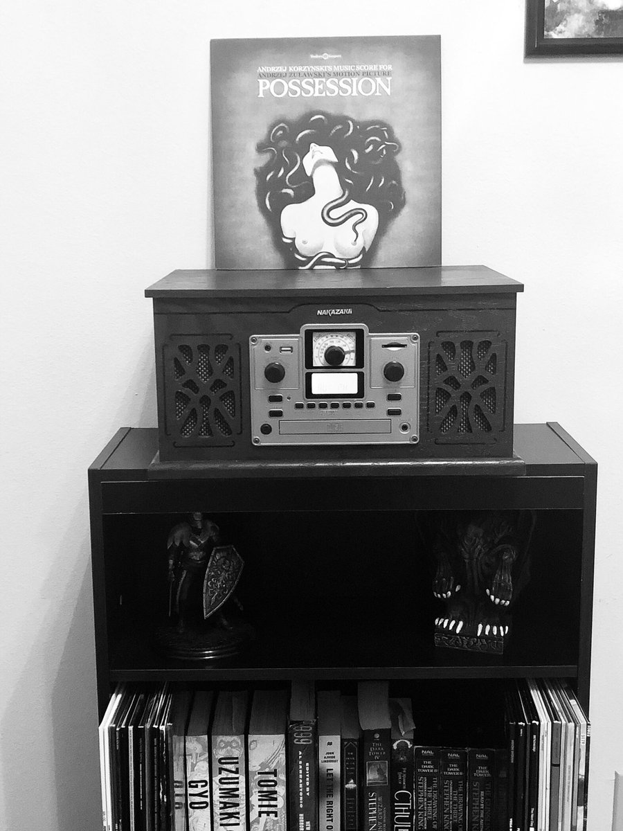 Deadpool1233's tweet image. The night the screaming stops. #favoritetracks