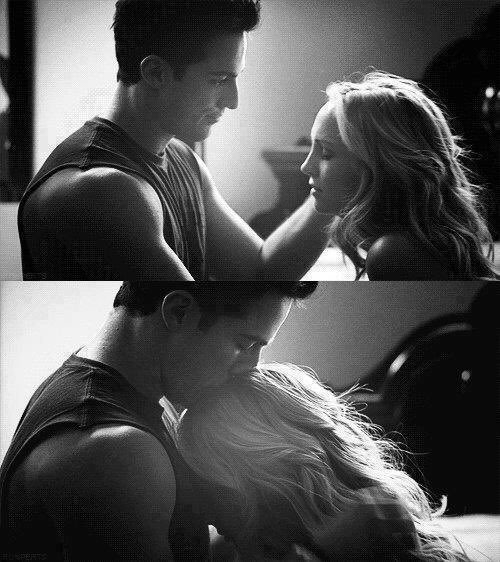 💔😩🔕
*
*
*
-كيف اُخبِرك أنني  #اشتقتُ_إليك".

*
😞🚶‍♀️
________________
#عيـؓـونهٰ_شقٱإؤؤه ♫ 
#rhqa7