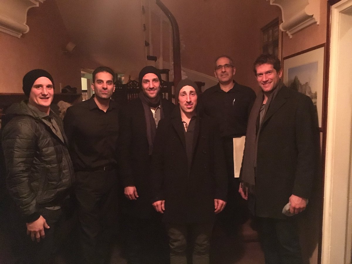 Thanks to the Boston Bruins for dining with us tonight 🏒 @patricebergero2 @DavidBackesCom @bradmarchand @NoelAcciari