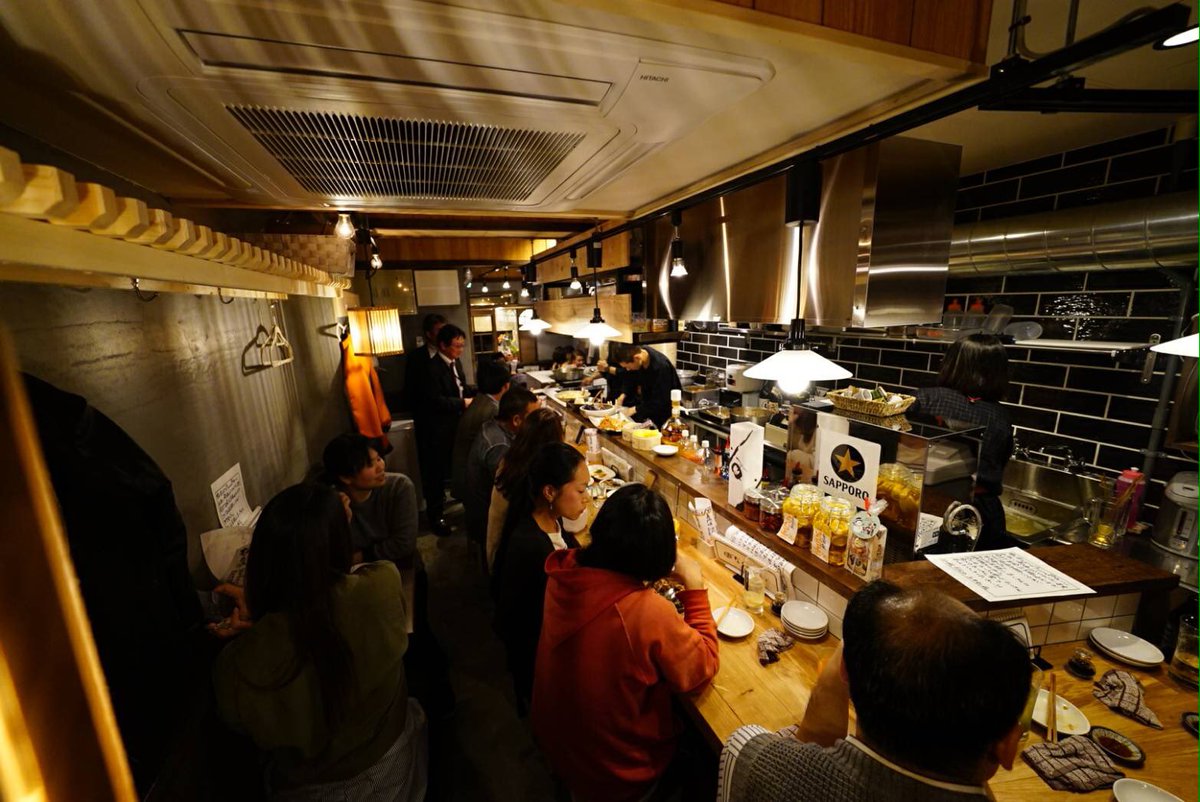 酒場 ななめ 荻窪駅南口 酒場ななめです 本日30 土 4 木 までお休み頂きます オープンして1ヶ月半たくさんのお客様に来て頂きました 本当にありがとうございます まだまだ未完成な部分がたくさんあるので最高なお店目指して頑張ります 新年は5 金