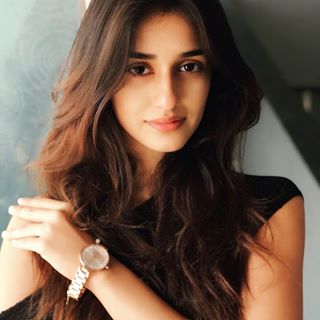 Disha_World's tweet photo. Some one asked me what i saw in you to love you soo much.... my only answer was... everything @DishPatani will love you forever❤️❤️❤️#DishPatani😘😘 https://t.co/yWzaHMO4w4