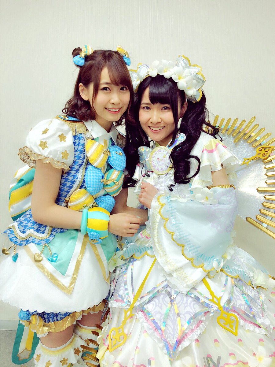 佐藤 あずさ على تويتر みれぃと 神アイドルと並ばさせていただきました 最後のそらみのステージを袖から見てたのだけど そこから見えたみれぃの せりこちゃんの笑顔がすごく好きだったことをお伝えしておきます トライアルハート 音声のみでしたがメイク室