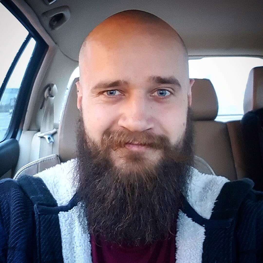 tbbclub's tweet photo. #SaturdaySidebeard is Nathan Smith of Eastbourne, E Sussex another new 2018 Christmas Gift Member of #TBBClub #InstaBeard #beards #bearded #blackbeard #tattoos #bald #shavedhead #baldandbeard #married #gingerwife #beardeddad #daughter #Xbox1 #weaponcollector #VWGolfGTI #vaper https://t.co/1KojTJBHgn