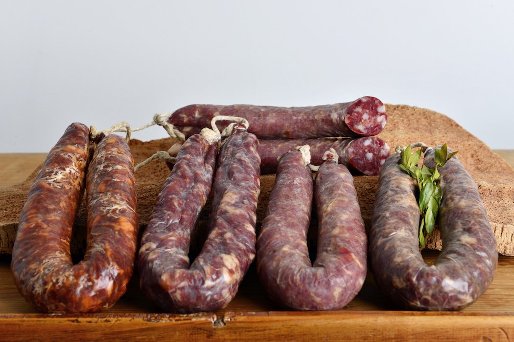 Capocacciafinef's tweet photo. Today we're at @BringOurBottle #tulsehill. Last chance to get some #cheese &amp; #salami for your #NewYearsEve party! #HappyNewYear2018 🍷🍺 🍷 https://t.co/ApaqP1dqwh
