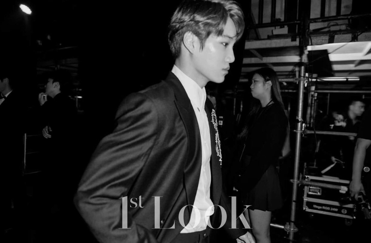 EXO_Argentina's tweet photo. [Facebook] 171230 https://t.co/v6fuUoru2k Actualización de 1stLook con #EXO | @weareoneEXO (4)

Cr: 1stLook |... https://t.co/DDBBTzyu0h