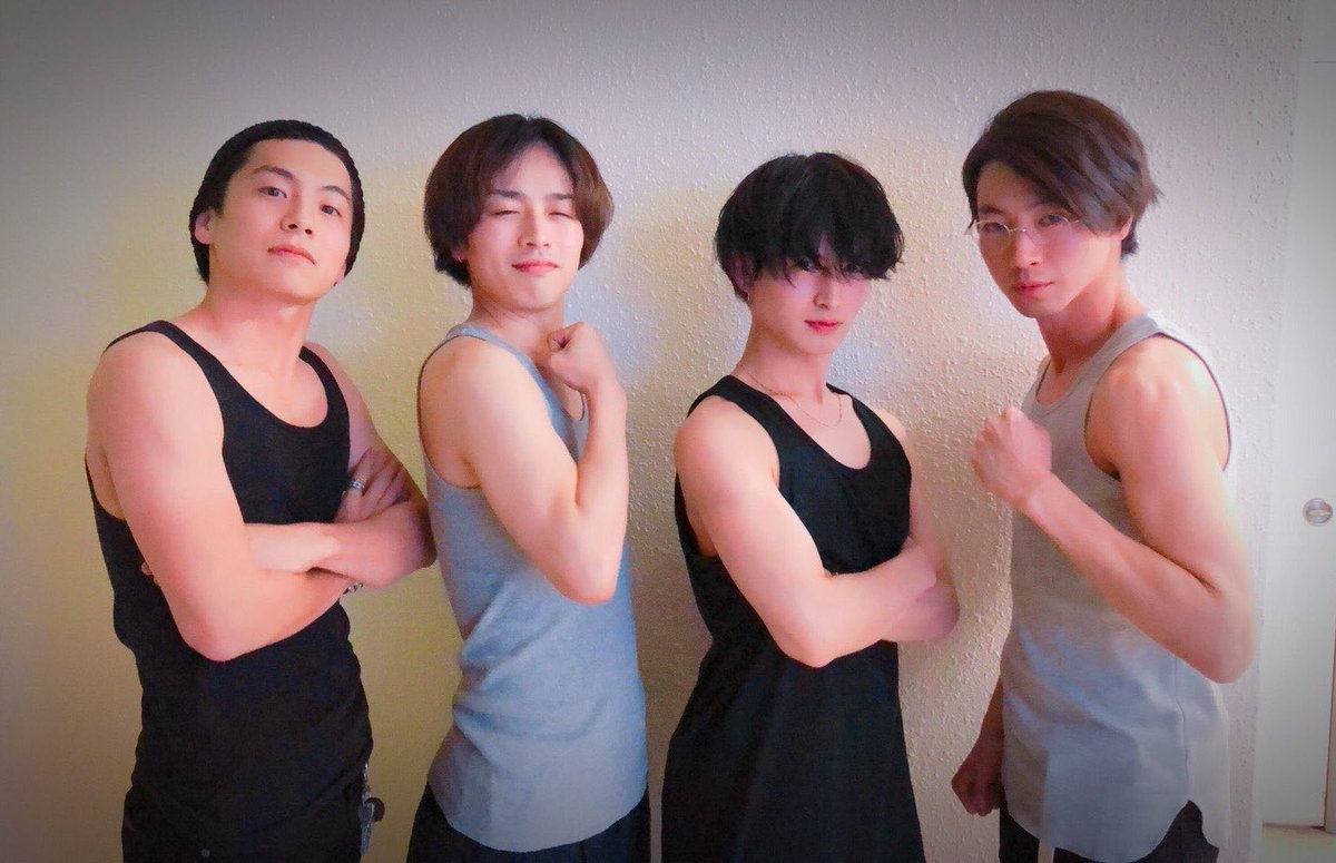 鈴木勝吾 Official 広くん 合流 タンクトップが増えました