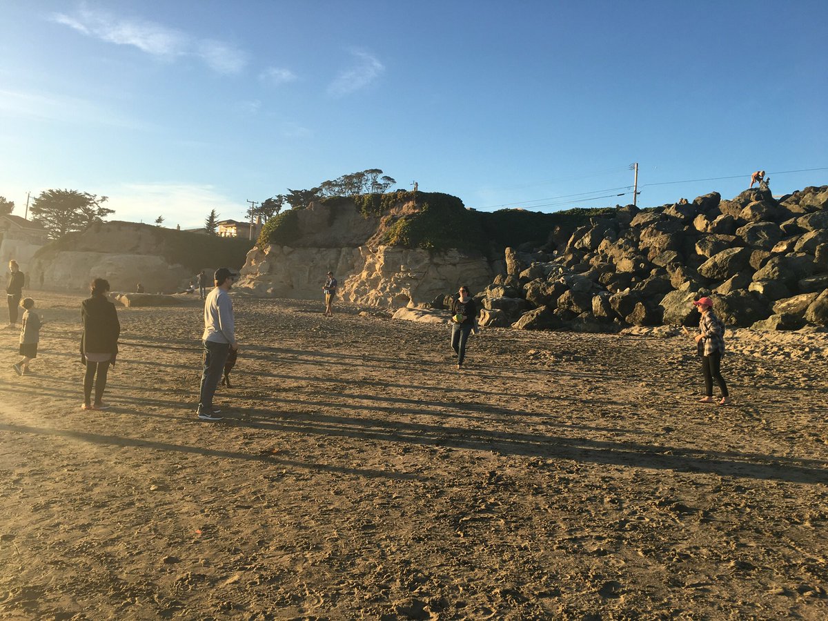 buckeyemon's tweet photo. Family Fun #westcoastnewyear #californialove #winterbreak17 https://t.co/6uxq11A66D