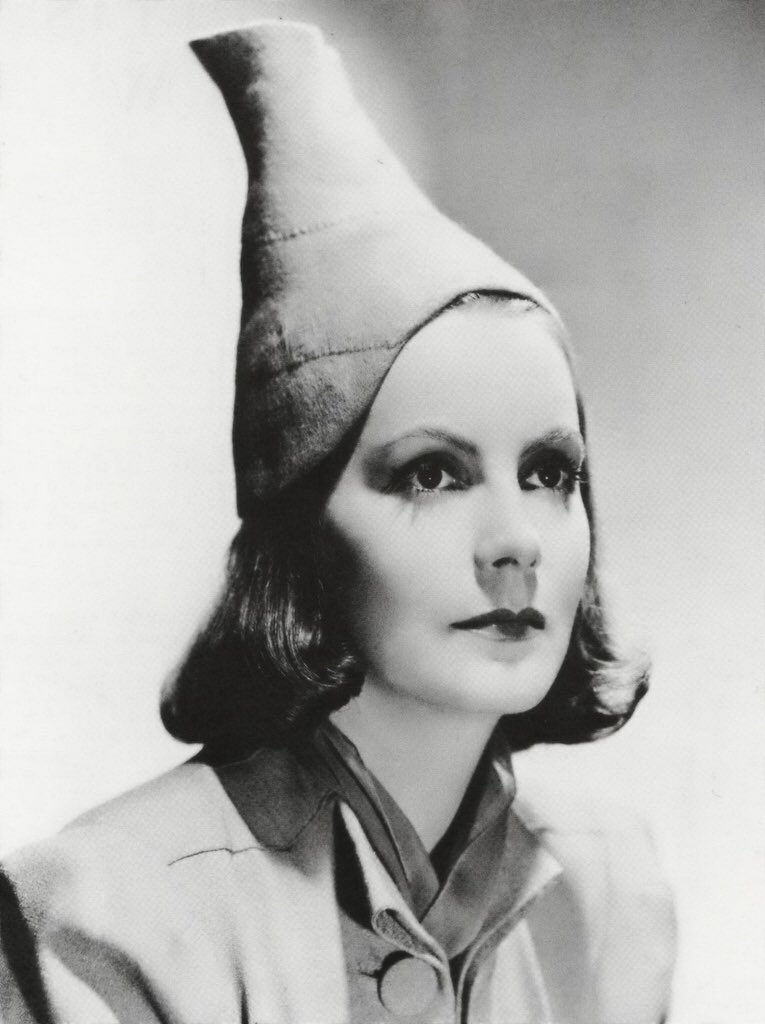 moderndaygarbo's tweet photo. @archieIeach Soon you'll get to this level... https://t.co/DxbAOmaSbH