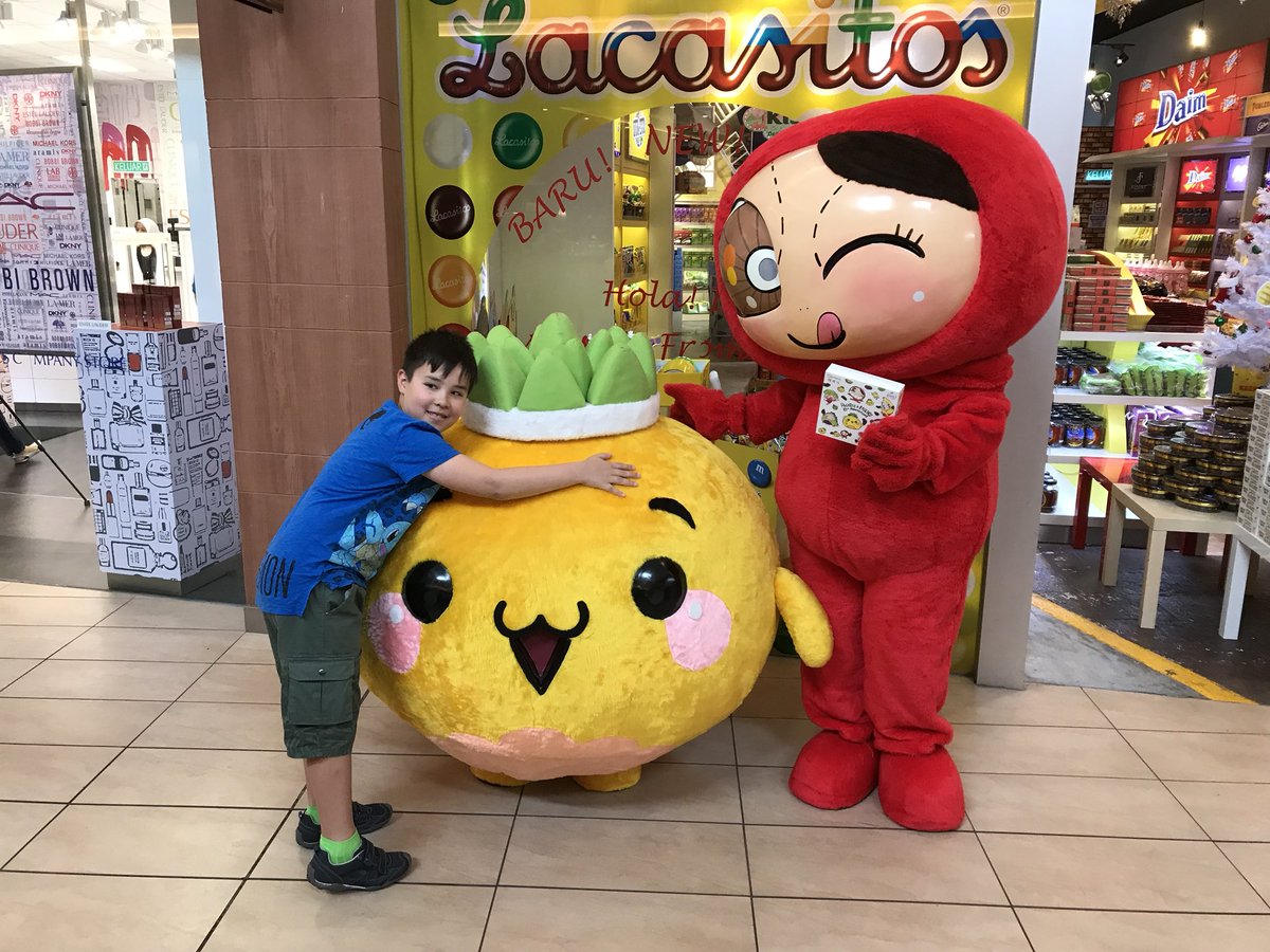 daniel_leong11's tweet photo. Meet &amp; greet Pocotee &amp; Friends &amp; Dureeca mascot at Chocolate Street, Mitsui Outlet Premium frm 11am till 1pm

#PocoteeAndFriends #Dureeca #Mascot #Appearance #MitsuiOutletPremium
#Durian https://t.co/3yuBm4MHDw