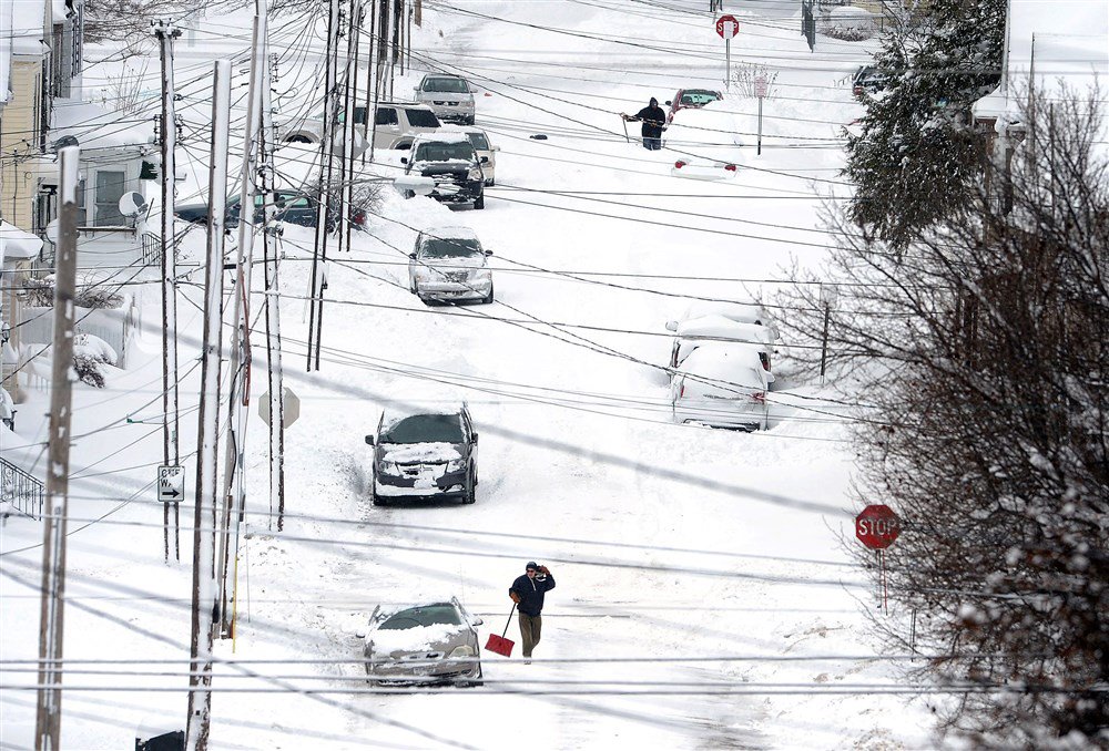 NBCNews's tweet photo. Much of the Midwest and East Coast are facing a brutal cold snap, with the bitter weather expected to stick around through the New Year.

See more: https://t.co/xcEtzI4cs8 https://t.co/dJ36YyYTfy