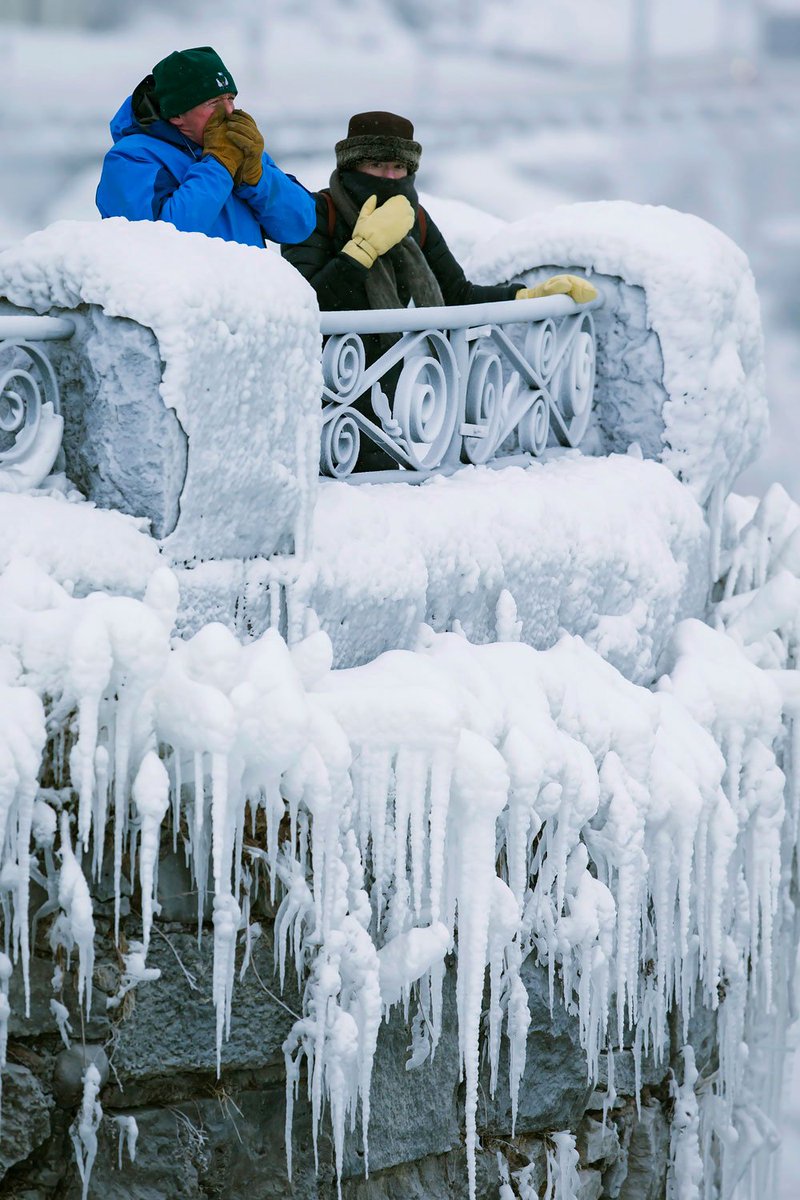 mathrubhumieng's tweet photo. Frozen Niagara Falls: Wow moment for tourists
https://t.co/LoviVFgU6N
#NiagaraFalls #FrozenNiagaraFalls #travel #horseshoefalls #Ontario #freeze #coldwave #CanadaWinter #winter https://t.co/NAuKAkAmJl