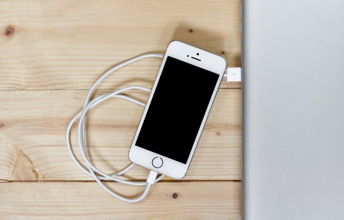 StepCharge's tweet photo. How fast does it take to #charge your #mobile? #stepcharge 🔋⚡️ https://t.co/5dgGUn5ke7