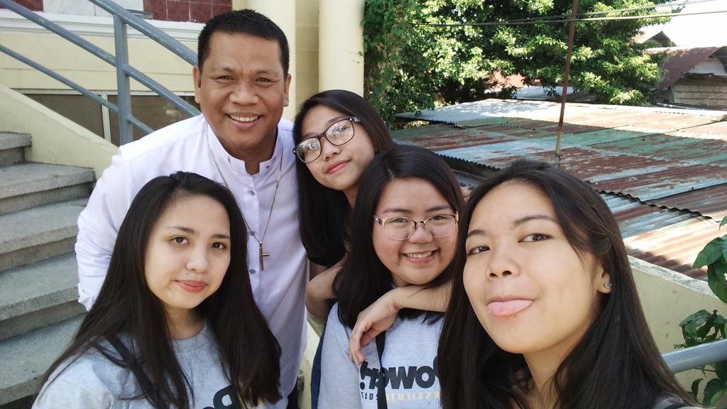 camillevnln's tweet photo. #CI2017 #AmPower 💛💙 https://t.co/9TCq7BBJLP