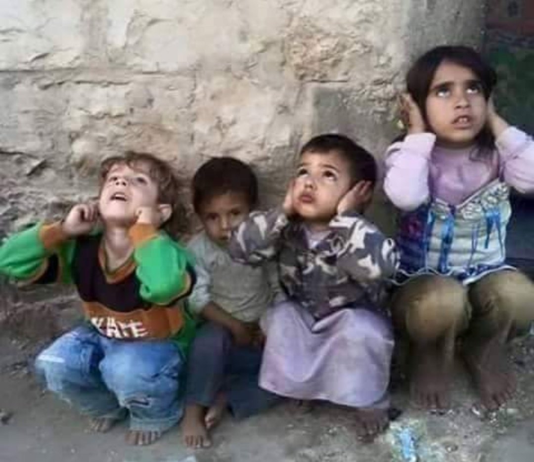 Marwa__Osman's tweet photo. #2017inReview usually presents the persona of the year ..this year and every year until #AlSaud 's barbarism is STOPPED,
the Kids of #Yemen will be the personas of every year's end.
One stands helpless at these photos..but we all collectively CAN make a change #AgainstAlSaud https://t.co/rsZk4cuZLg