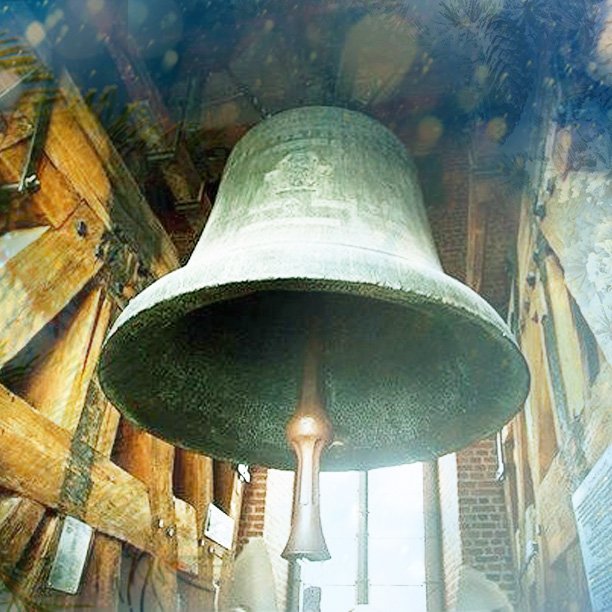 brewery_schulz's tweet photo. In the 🇵🇱 Polish city of Gdansk there is a special beer bell. Previously beerhouses in the city were opened only with his "permission".

#breweries #microbrew  #brewery #minibrowar https://t.co/EbYXJd8Ue9 https://t.co/qP0e5rD5oX