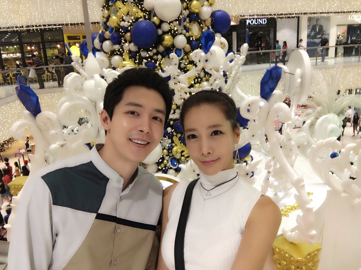 iriskimhj's tweet photo. Merry christmas~💃🏻🎄😘💋🍷💗
.
#MerryChristmas #smmegamall #EnjoyTime #Philippines #MyKoreanJagiya #GMAdrama #korea #actor #actress #drama #tvshow #MKJshookt #romance #film #movie #kimhyejin #ryusangwook #AndyRyu #gongwoo #Alexanderlee #HeartEvangelista #salamatpo https://t.co/Bf0zBTuG8u