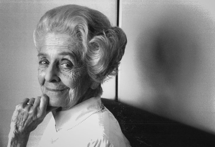 citiamo's tweet photo. Rare sono le persone che usano la mente, poche coloro che usano il cuore e uniche coloro che usano entrambi.

Moriva oggi Rita Levi #Montalcini

#30Dicembre https://t.co/CUNrQ25MNk