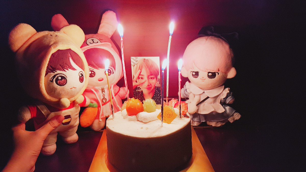 B2Lovee's tweet photo. 태형이 형아야 생일 축하해 항상 사랑합니다💜💜💜

#보라한_태형이의_날 #아기쿠키 #레전꾹 #핑침이 #방탄인형계 https://t.co/LXGh62FnGF