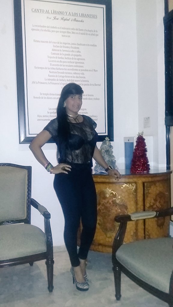 laguitre's tweet photo. "Radiante" #Navidad2017 https://t.co/pbPNcAkTpL