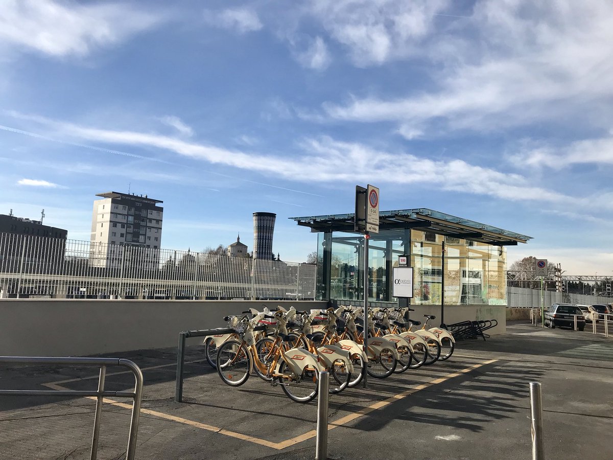 Weproject_srl's tweet photo. #climatechange una buona mobilità aiuta a rendere le città più sostenibili, vivibili e meno #inquinate Per ridurre la #CO2 occorrono idee e una buona #pianificazione urbana #Milano #Stazione #Garibaldi #Isola Noi di #weproject ci crediamo davvero! https://t.co/EpxJsoBkdo
