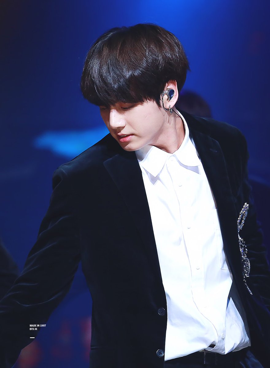 madein1997_jk's tweet photo. He can also be soft like snow
#정국 #방탄소년단 @BTS_twt https://t.co/lvDXxinSxv