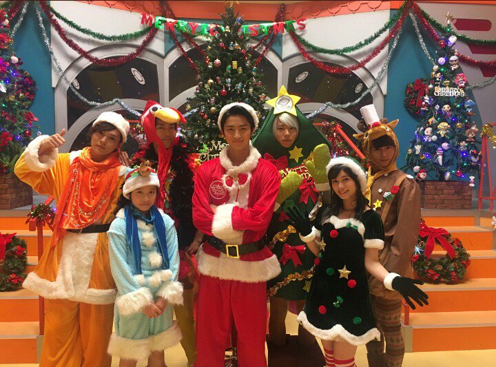 みく בטוויטר みんなかわいいな 最近の戦隊はクリスマスにだいたいコスプレしてるよね キュウレンジャー