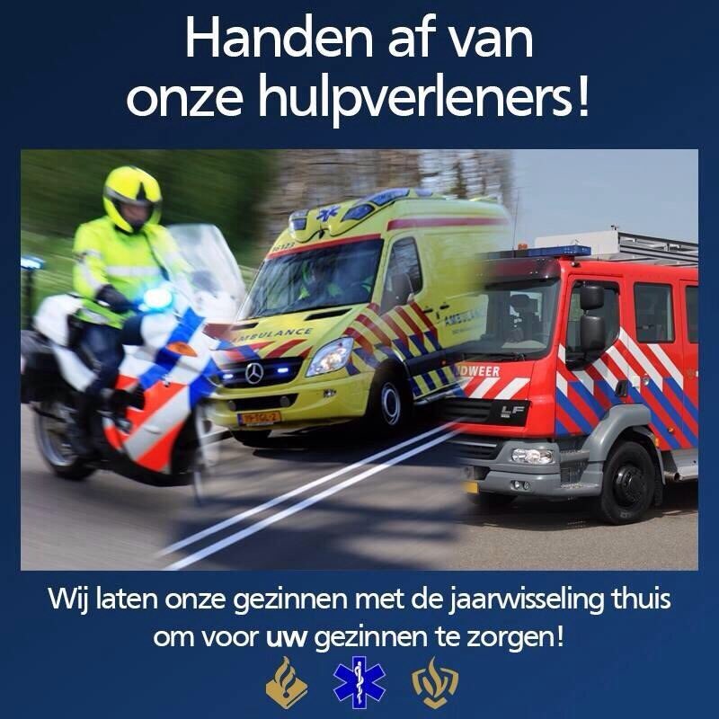 johanschomaker's tweet photo. Doe voorzichtig met #vuurwerk en ............hulpverleners! #2018 #nieuwjaar #112 #nieuws #oudennieuw @112nieuws @112nieuwsNL @NL112nieuws https://t.co/ibfY06es7g