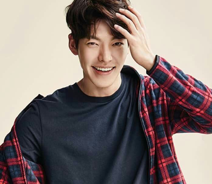 mortiszjaa's tweet photo. Kim Woo bin wraca do zdrowia! Przeszedł trzy chemioterapię i 35 radioterapię. Jest w coraz w lepszym stanie. Dziękuje wszystkim fanom, którzy się za niego modlili i przeprasza, że długo milczał. Prosi abyśmy wszyscy byli zdrowi i jeszcze raz dziękuje za wsparcie. 

Moje serce 😭 https://t.co/fVuFmwa4Ws