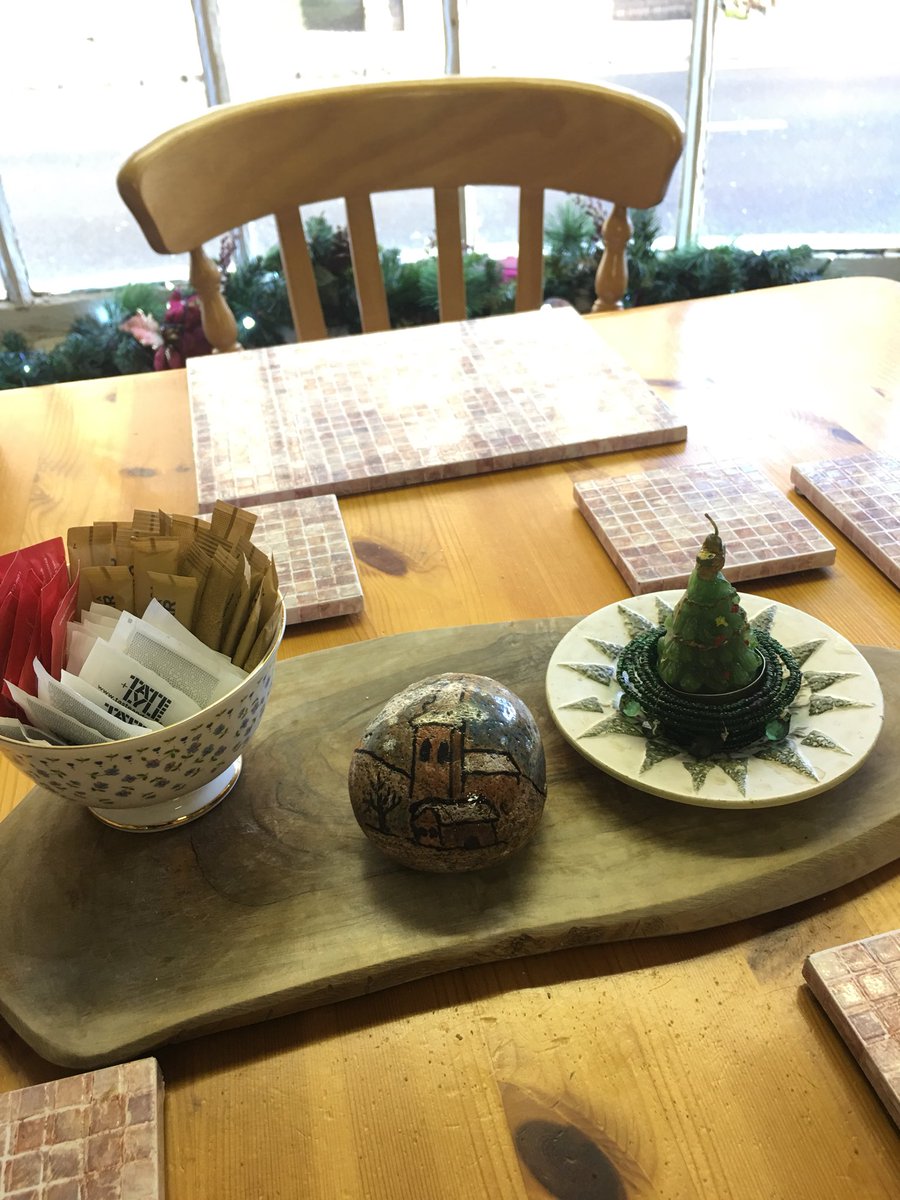 This little fella was left on one of our tables in the Tea Rooms.... lovely image of St Lawrence Church... quite a collection being built up across the local area...

#LoveOnTheRocks