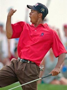 Happy 42nd birthday Tiger Woods! Here\s to many more fist pumps 