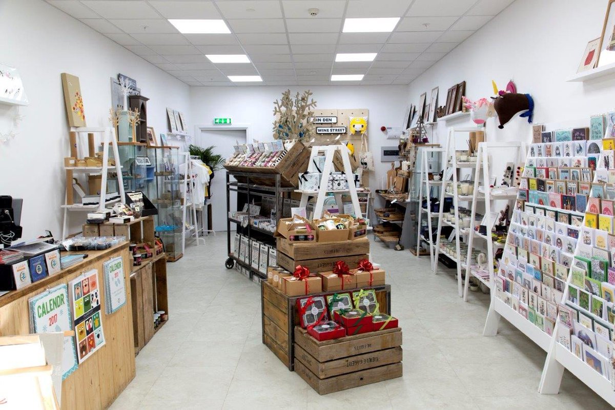 Will’s Xmas mail bag “ I've enjoyed your books, which sit prominently on my living room's shelves. I hope to enjoy your further explorations into the generosity &amp; eccentricity of human nature.“ WB A lawyer friend in NH USA. Last chance to grab one today before 1pm <a href="/Crafted_25/">Crafted</a>