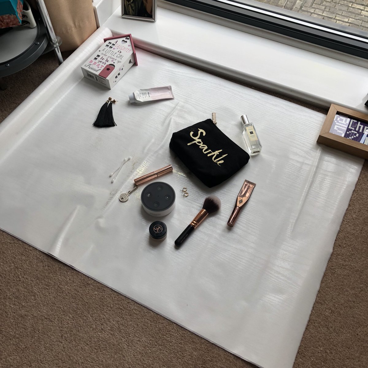 First though...I’ve been trying to shoot blog photos in this gloomy weather. It’s very unglamorous in real life 😂 I even had to get <a href="/liammckinnon/">Liam McKinnon</a> to come and hold a softbox light above my head 🙈