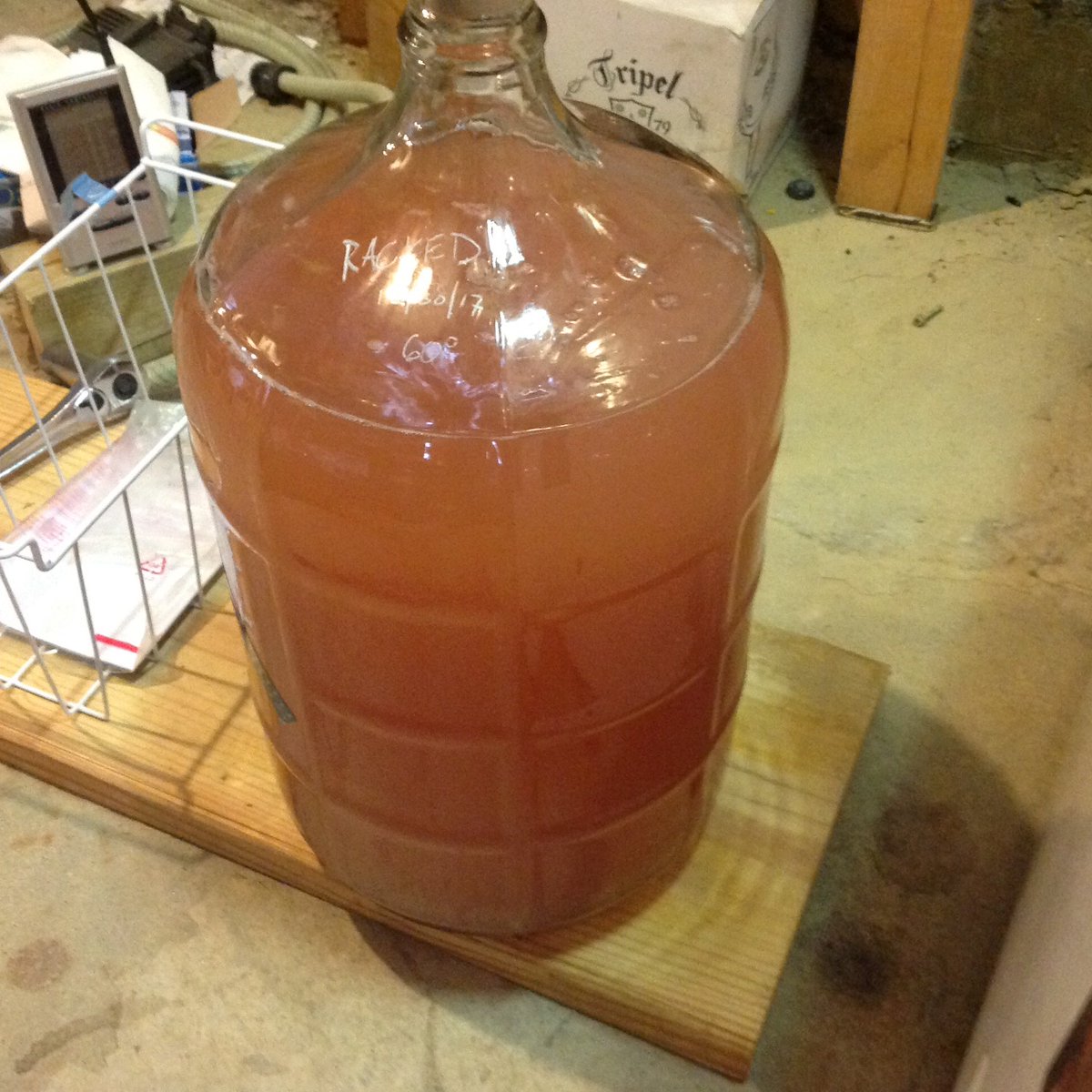 RSchmidtBrewing's tweet photo. The peaches have done their job. Preliminary taste is promising, a bit drier than I hoped, but it's a waiting game now. #homebrew #mead https://t.co/872zNgYvo3