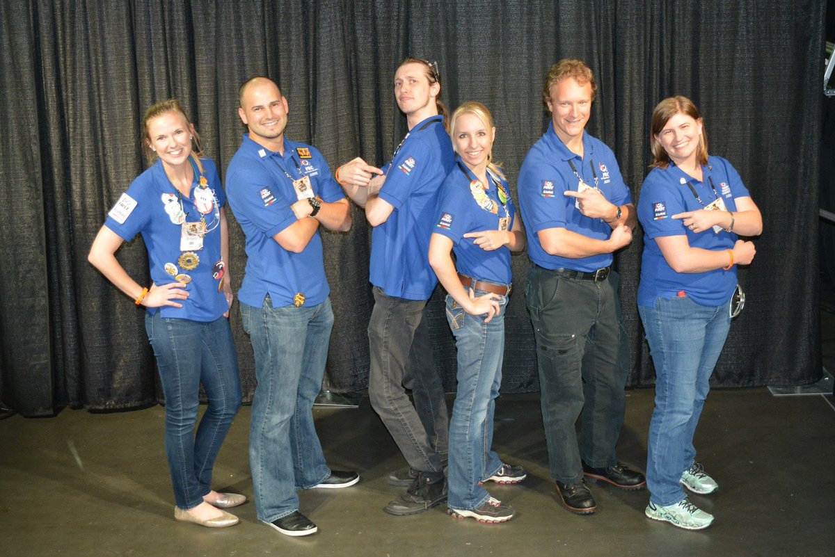 OrlandoFRC's tweet photo. 7 days before #FIRSTmas, the Orlando Regional gave to us... 6 FIRST Alumni Judges, 5 robot inspectors, 4 Mascots parading, 3 robots taking flight, 2 alliances professionally competing, and 1 drivers meeting!
#OrlandoFRC https://t.co/A94aQDRcoU