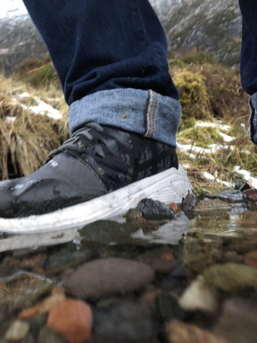 ionassociates's tweet photo. #WearTesting @GrubsBoots #DiscoverTheDifference in #GlenCoe with #Daisy #CockerSpaniel #waterproof #comfort #grip #warm https://t.co/TivqbQLijU