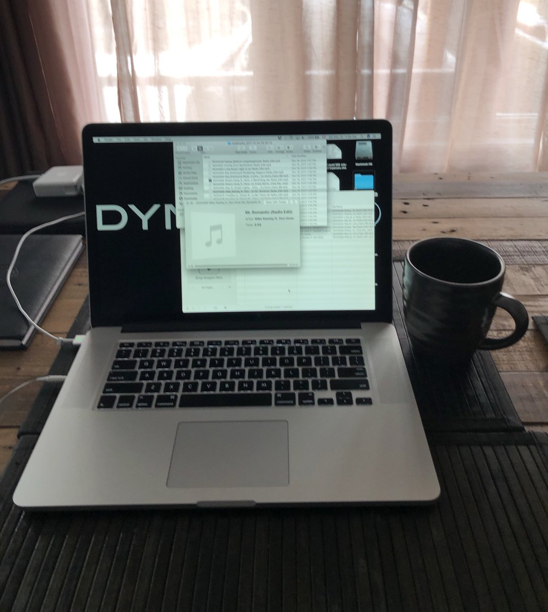 #saturdaymorning #music update! What else can you do when it’s minus -30 outside? #saturdaymorningvibes #saturdaymorningcoffee #goodtunes #donomar #dynamixpro #dynamixproductions #djlife @dynamixpro