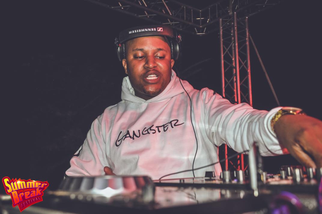 WildChild_OG's tweet photo. #SBF2017 ft. @DJ2ZERO 
Photography by wild. https://t.co/jxvuEKiIBZ