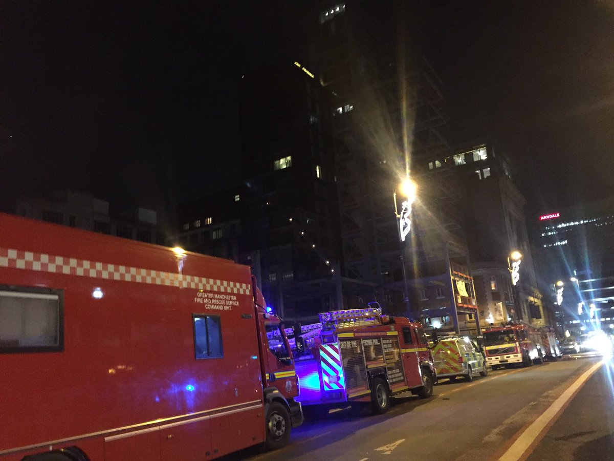 We still have 12 fire appliances tackling the blaze in the Northern Quarter over a number of floors. Firefighting in still ongoing and one casualty has been taken to hospital suffer by smoke inhalation. Please avoid the area as roads are still shut.